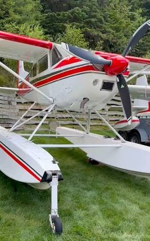 Cessna 185 on floats